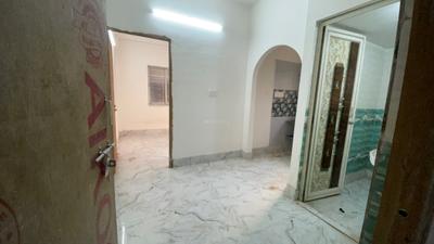 Living Room Image of 425 Sq.ft 1 BHK Independent House for rent in Keshtopur Kolkata for Rs. 7300