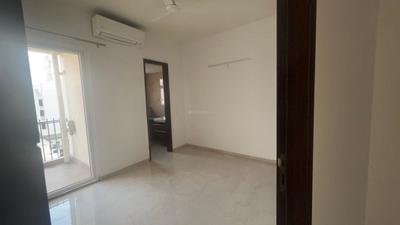 Bedroom Image of 955 Sq.ft 2.5 BHK Apartment / Flat for sale in Smartworld Orchard, Sector 61 Gurgaon for Rs. 16000000