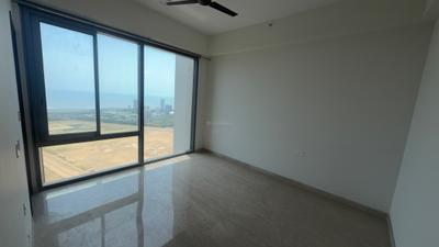 Bedroom Image of 1500 Sq.ft 3 BHK Apartment / Flat for rent in Piramal Mahalaxmi, Worli Mumbai for Rs. 300000