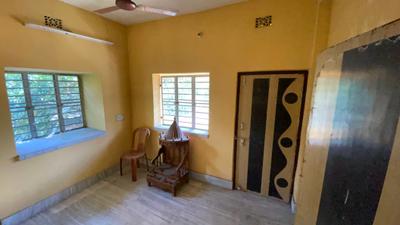 Bedroom Image of 4890 Sq.ft 4 BHK Independent House for sale in Adarsha Nagar Kolkata for Rs. 8500000