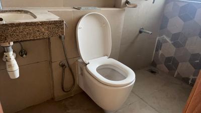 Image of 850 Sq.ft 2 BHK Apartment / Flat for sale in Kalpataru Sunrise, Thane West, Thane for Rs. 10500000