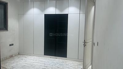 Bedroom Image of 1800 Sq.ft 3 BHK Builder Floor for sale in Model Town New Delhi for Rs. 35000000