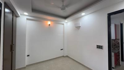 Bathroom Image of 500 Sq.ft 1 BHK Apartment / Flat for rent in Sangam Apartment, Chhattarpur New Delhi for Rs. 17000