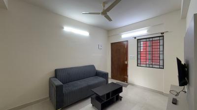 Living Room Image of 1000 Sq.ft 2 BHK Builder Floor for rent in HSR Layout Bengaluru for Rs. 47000