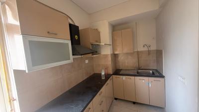 Kitchen Image of 1050 Sq.ft 2 BHK Apartment / Flat for rent in BPTP Spacio, Sector 37D Gurgaon for Rs. 28000