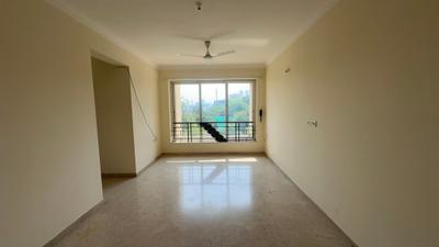 Living Room Image of 950 Sq.ft 2 BHK Apartment / Flat for sale in Hiranandani Estate Thane for Rs. 14200000