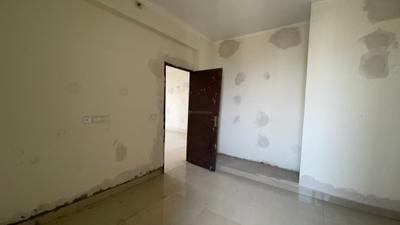Bedroom Image of 1200 Sq.ft 3 BHK Apartment / Flat for rent in Amrapali Crystal Homes Phase 1, Sector 76 Noida for Rs. 36000