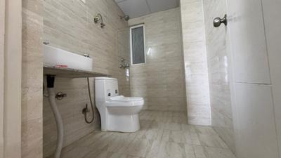 Image of 1350 Sq.ft 3 BHK Apartment / Flat for sale in Fragrance Homes, Siddharth Vihar, Ghaziabad for Rs. 13300000