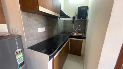 Kitchen Image of 500 Sq.ft 1 RK Builder Floor for rent in Sector 39 Gurgaon for Rs. 24000