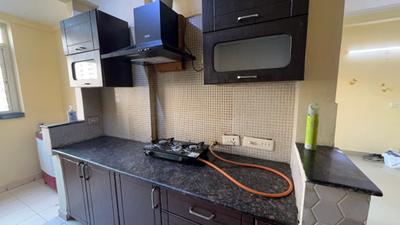 Kitchen Image of 1035 Sq.ft 2 BHK Apartment / Flat for sale in Amrapali Silicon City, Sector 76 Noida for Rs. 9500000