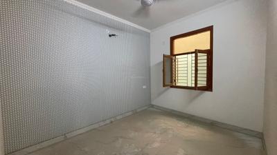 Bedroom Image of 950 Sq.ft 3 BHK Builder Floor for sale in Mahavir Enclave New Delhi for Rs. 8500000
