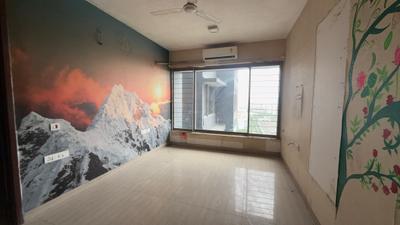 Bedroom Image of 1051 Sq.ft 2.5 BHK Apartment / Flat for rent in Ghatkopar West Mumbai for Rs. 135000