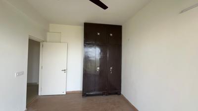 Bedroom Image of 1719 Sq.ft 3 BHK Apartment / Flat for rent in Emaar Palm Gardens, Sector 83 Gurgaon for Rs. 40000