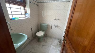 Image of 2150 Sq.ft 2 BHK Builder Floor for rent in Sector 23, Gurgaon for Rs. 31000