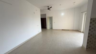 Living Room Image of 2950 Sq.ft 4 BHK Apartment / Flat for rent in Puri Diplomatic Greens, Sector 110A Gurgaon for Rs. 76000