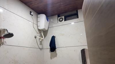 Bathroom Image of 240 Sq.ft 1 RK Independent House for rent in Mahalakshmi Nagar Indore for Rs. 12500