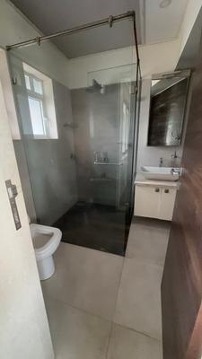 Image of 1000 Sq.ft 3 BHK Apartment / Flat for sale in Matoshree Ankur, Dadar West, Mumbai for Rs. 45000000