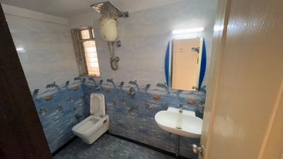 Image of 990 Sq.ft 2 BHK Apartment / Flat for rent in Evershine Millennium Paradise, Kandivali East, Mumbai for Rs. 65000