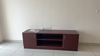 Living Room Image of 1250 Sq.ft 2 BHK Apartment / Flat for rent in Shapoorji Pallonji Parkwest, Jagajeevanram Nagar Bengaluru for Rs. 50000