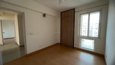 Bedroom Image of 1385 Sq.ft 3 BHK Apartment / Flat for rent in Jaypee Kosmos, Sector 134 Noida for Rs. 28000