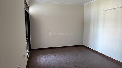 Bedroom Image of 1310 Sq.ft 2 BHK Apartment / Flat for sale in Cosmos Express 99, Sector 99 Gurgaon for Rs. 12500000
