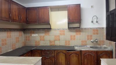 Kitchen Image of 1800 Sq.ft 3 BHK Apartment / Flat for sale in Amrapali Royal, Indirapuram Ghaziabad for Rs. 17000000