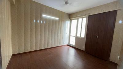 Bedroom Image of 1390 Sq.ft 3 BHK Apartment / Flat for rent in Jaypee Kosmos, Sector 134 Noida for Rs. 27000