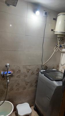 Bathroom Image of 500 Sq.ft 1 BHK Independent House for rent in New Rani Bagh Indore for Rs. 12000