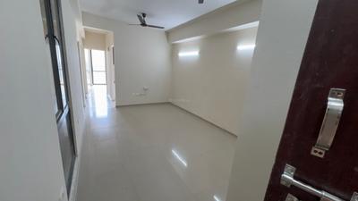Living Room Image of 650 Sq.ft 2 BHK Apartment / Flat for rent in Habitat Prime, Sector 99A Gurgaon for Rs. 17000