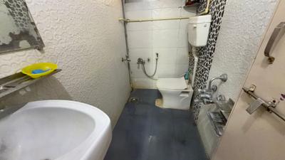 Image of 1530 Sq.ft 3 BHK Apartment / Flat for rent in Usmanpura, Ahmedabad for Rs. 30000