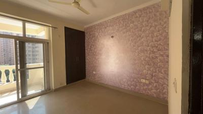 Bedroom Image of 1545 Sq.ft 3.5 BHK Apartment / Flat for sale in Amrapali Silicon City, Sector 76 Noida for Rs. 15800000