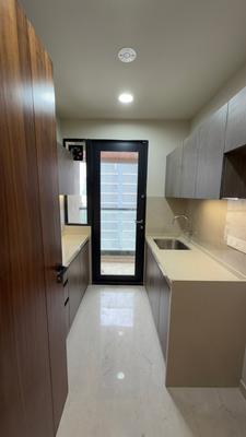 Kitchen Image of 800 Sq.ft 2 BHK Apartment / Flat for sale in Santacruz West Mumbai for Rs. 45500000