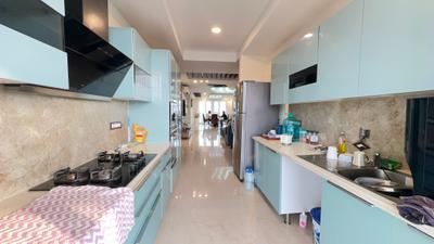 Kitchen Image of 2800 Sq.ft 4 BHK Builder Floor for sale in 4S Aradhya Homes, Sector 67 Gurgaon for Rs. 29000000