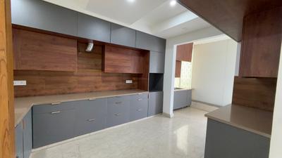 Kitchen Image of 3200 Sq.ft 4 BHK Builder Floor for rent in Unitech Nirvana Country, Sector 50 Gurgaon for Rs. 150000