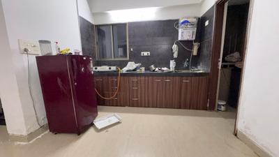 Kitchen Image of 800 Sq.ft 1 BHK Builder Floor for rent in Nipania Indore for Rs. 21000