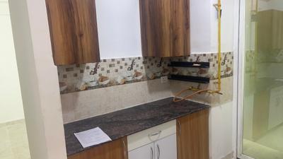 Kitchen Image of 1100 Sq.ft 3 BHK Apartment / Flat for rent in Gaurs Siddhartham, Siddharth Vihar Ghaziabad for Rs. 25000