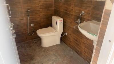 Bathroom Image of 300 Sq.ft 1 RK Apartment / Flat for rent in Horamavu Bengaluru for Rs. 13000