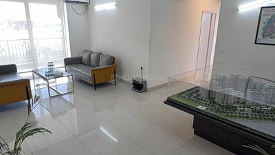 Living Room Image of 1900 Sq.ft 3 BHK Apartment / Flat for sale in Pareena Express Heights, Sector 99 Gurgaon for Rs. 21500000