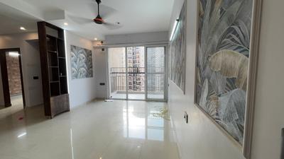 Living Room Image of 1261 Sq.ft 3 BHK Apartment / Flat for rent in Prateek Grand City, Siddharth Vihar Ghaziabad for Rs. 33800