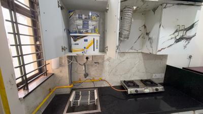 Kitchen Image of 1500 Sq.ft 1 BHK Apartment / Flat for rent in Vijay Nagar Indore for Rs. 21000