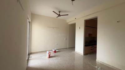 Living Room Image of 1350 Sq.ft 3 BHK Apartment / Flat for rent in Sikka Kimaantra Greens, Sector 79 Noida for Rs. 32000