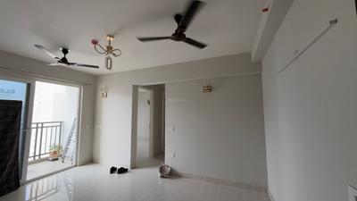 Living Room Image of 1137 Sq.ft 2 BHK Apartment / Flat for sale in Eldeco Live By The Greens Phase 1, Sector 150 Noida for Rs. 12700000