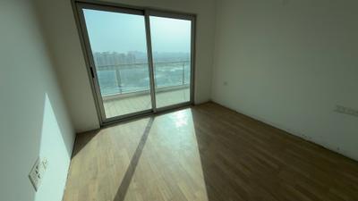 Bedroom Image of 2015 Sq.ft 3 BHK Apartment / Flat for rent in Tata Gurgaon Gateway, Sector 112 Gurgaon for Rs. 54000