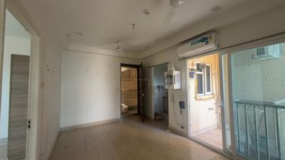 Living Room Image of 1075 Sq.ft 2 BHK Apartment / Flat for rent in Gaur City 7th Avenue, Noida Extension Greater Noida for Rs. 25100