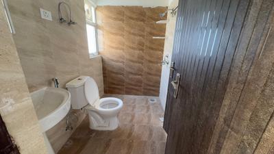 Bathroom Image of 1399 Sq.ft 3 BHK Apartment / Flat for rent in Terrace Homes, Noida Extension Greater Noida for Rs. 25000