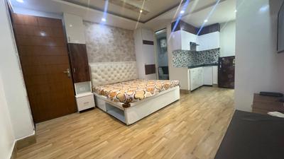 Bedroom Image of 400 Sq.ft 1 RK Independent House for rent in DLF Phase 3 Gurgaon for Rs. 20000