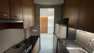 Kitchen Image of 550 Sq.ft 1 BHK Apartment / Flat for rent in Cumballa Hill Mumbai for Rs. 150000