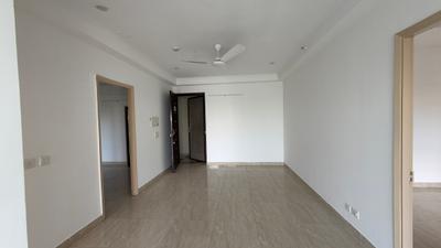 Living Room Image of 1165 Sq.ft 2 BHK Apartment / Flat for rent in Gaur City 7th Avenue, Noida Extension Greater Noida for Rs. 25500