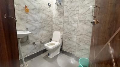 Image of 650 Sq.ft 2 BHK Independent House for rent in Razapur Khurd, New Delhi for Rs. 21000
