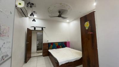 Bedroom Image of 2231 Sq.ft 3 BHK Apartment / Flat for rent in Ambawadi Ahmedabad for Rs. 48000